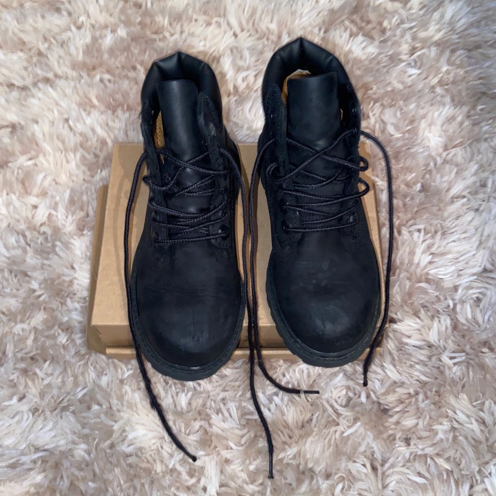 Gently used kids timberland boots